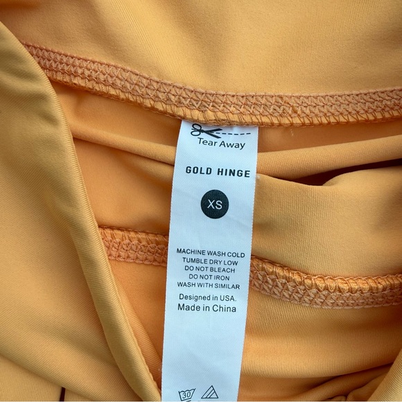 Chic Orange Pleated Mini Skirt - Picture 4 of 7